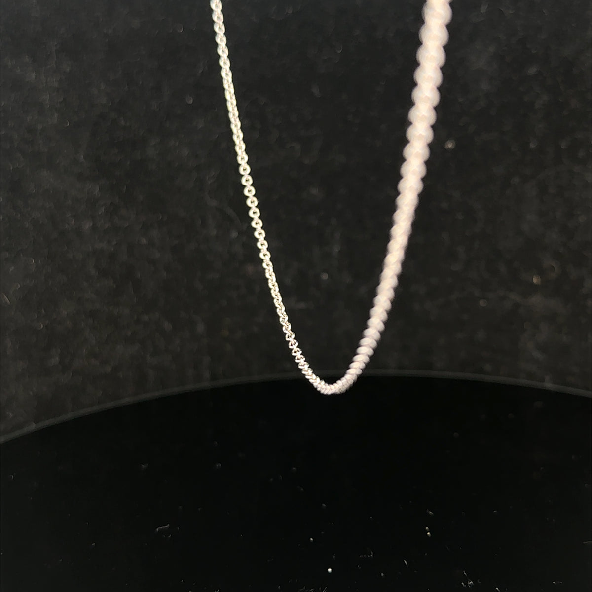 9ct white gold chain 3.3g (sh27744b)