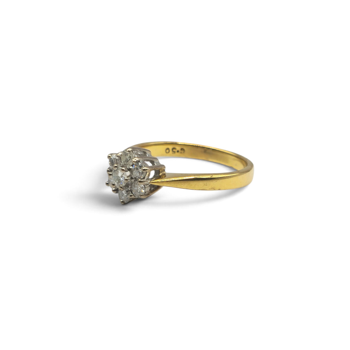 18ct yellow gold diamond cluster ring by Reeves and Sons featuring a sparkling diamond cluster design.