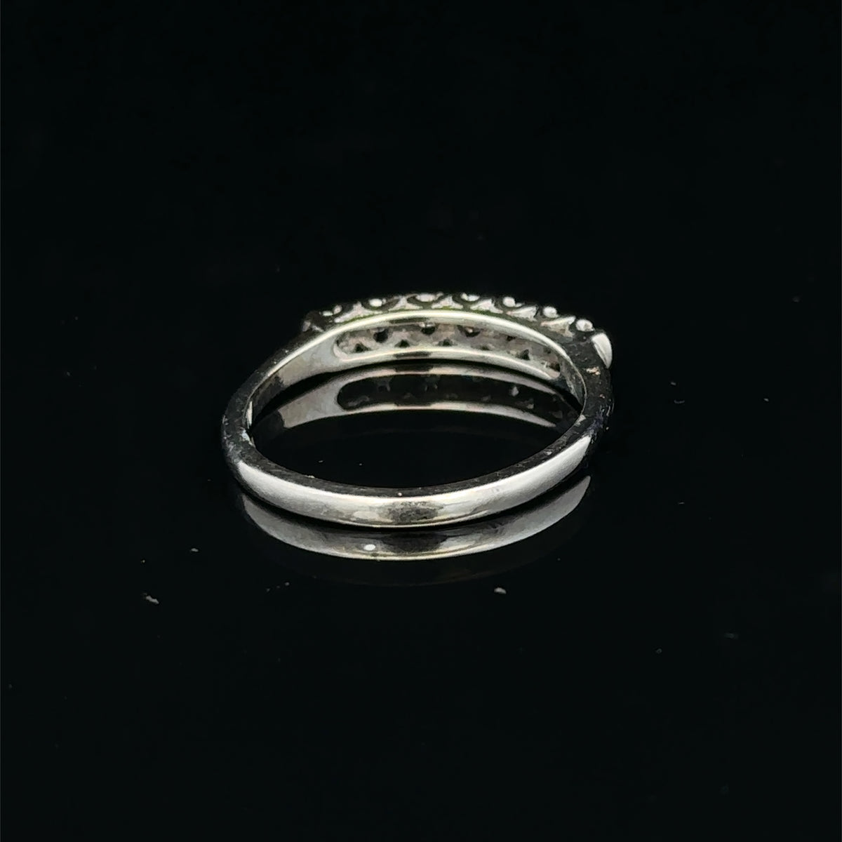 18ct white gold diamond ring sh25693l