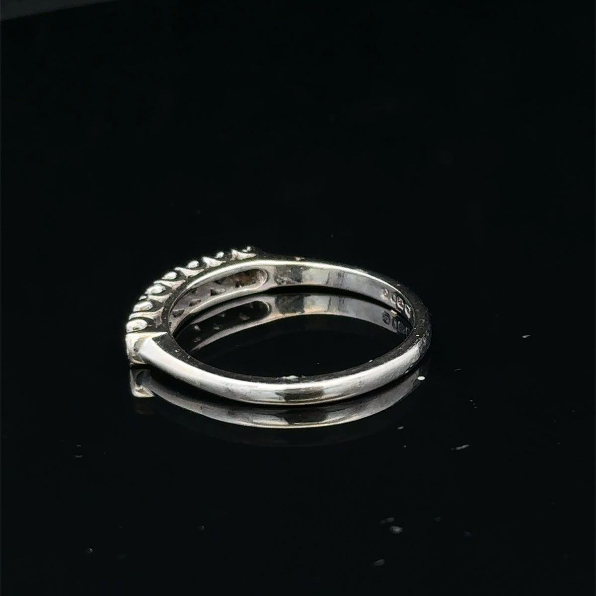 18ct white gold diamond ring sh25693l