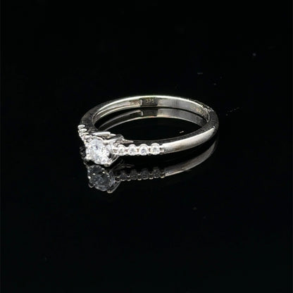 9ct white gold diamond ring  sh25760l