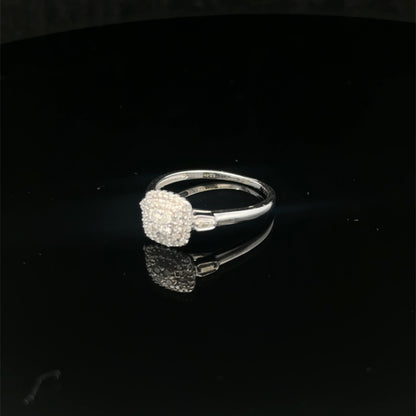 9ct white gold diamond cluster ring  sh27368b
