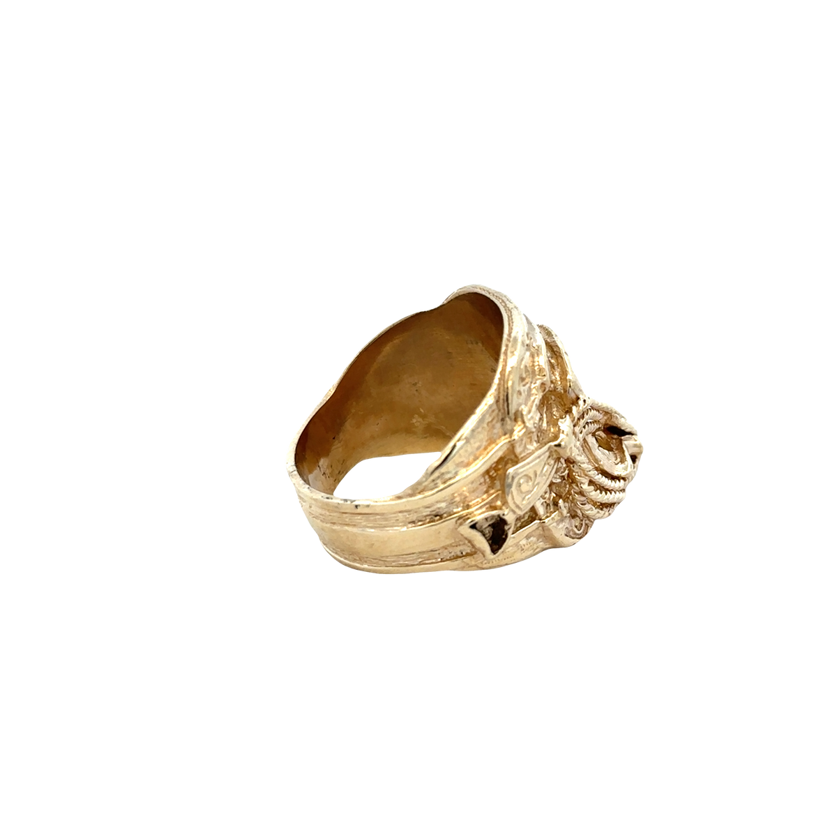 9ct yellow gold saddle ring  sh27933b