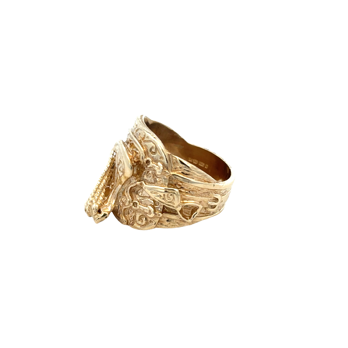 9ct yellow gold saddle ring  sh27933b