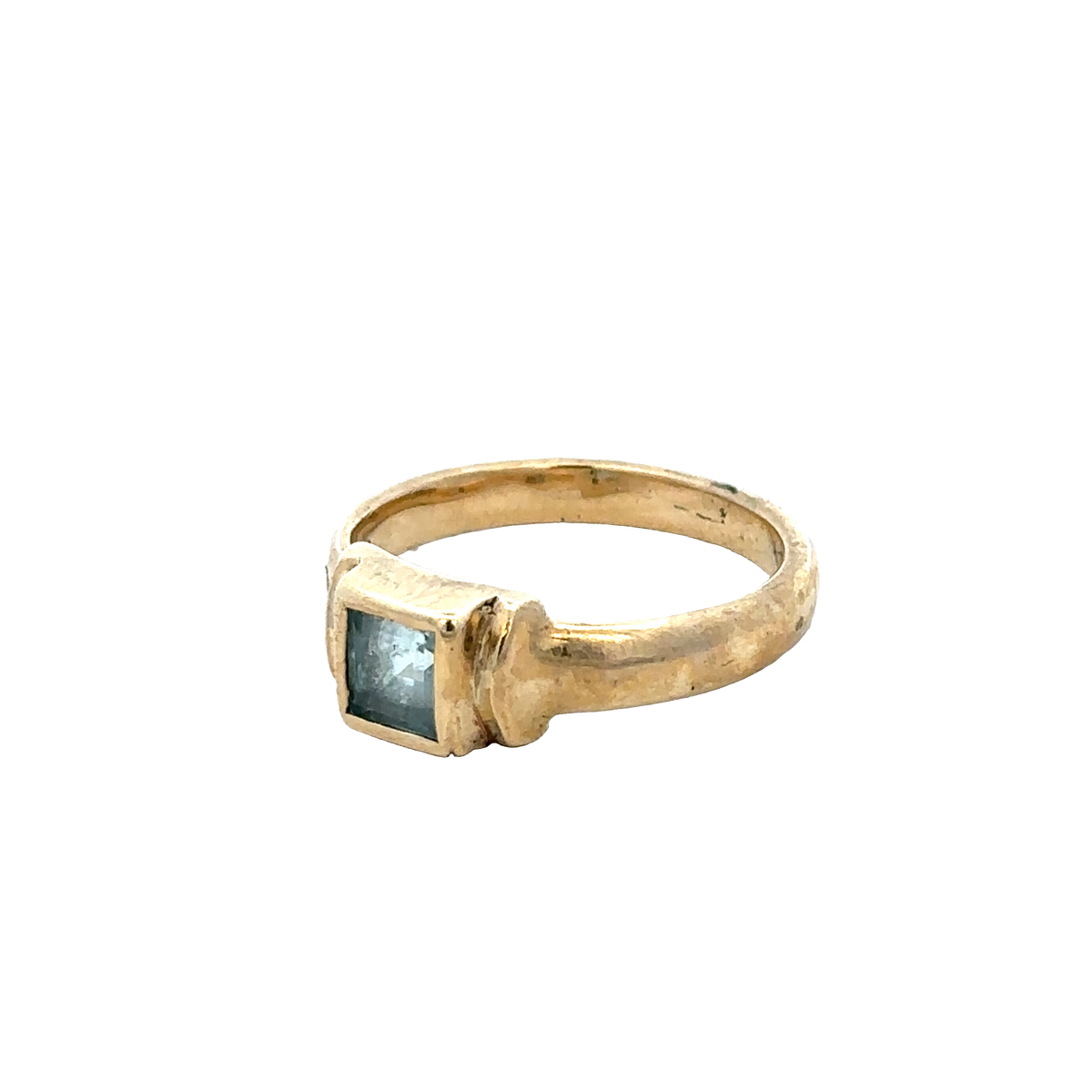 9ct yellow gold ring size P (sh27600b)