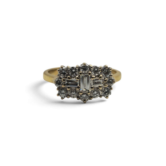 18ct yellow gold diamond cluster ring   sh27833b
