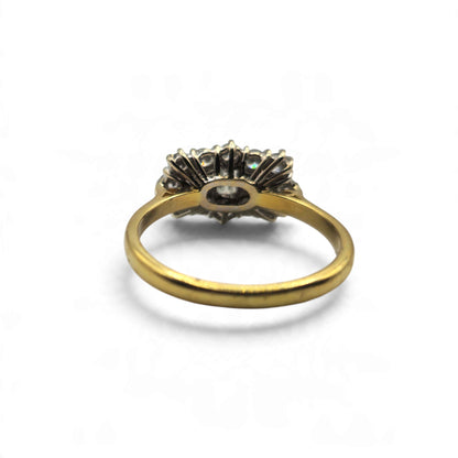 18ct yellow gold diamond cluster ring   sh27833b