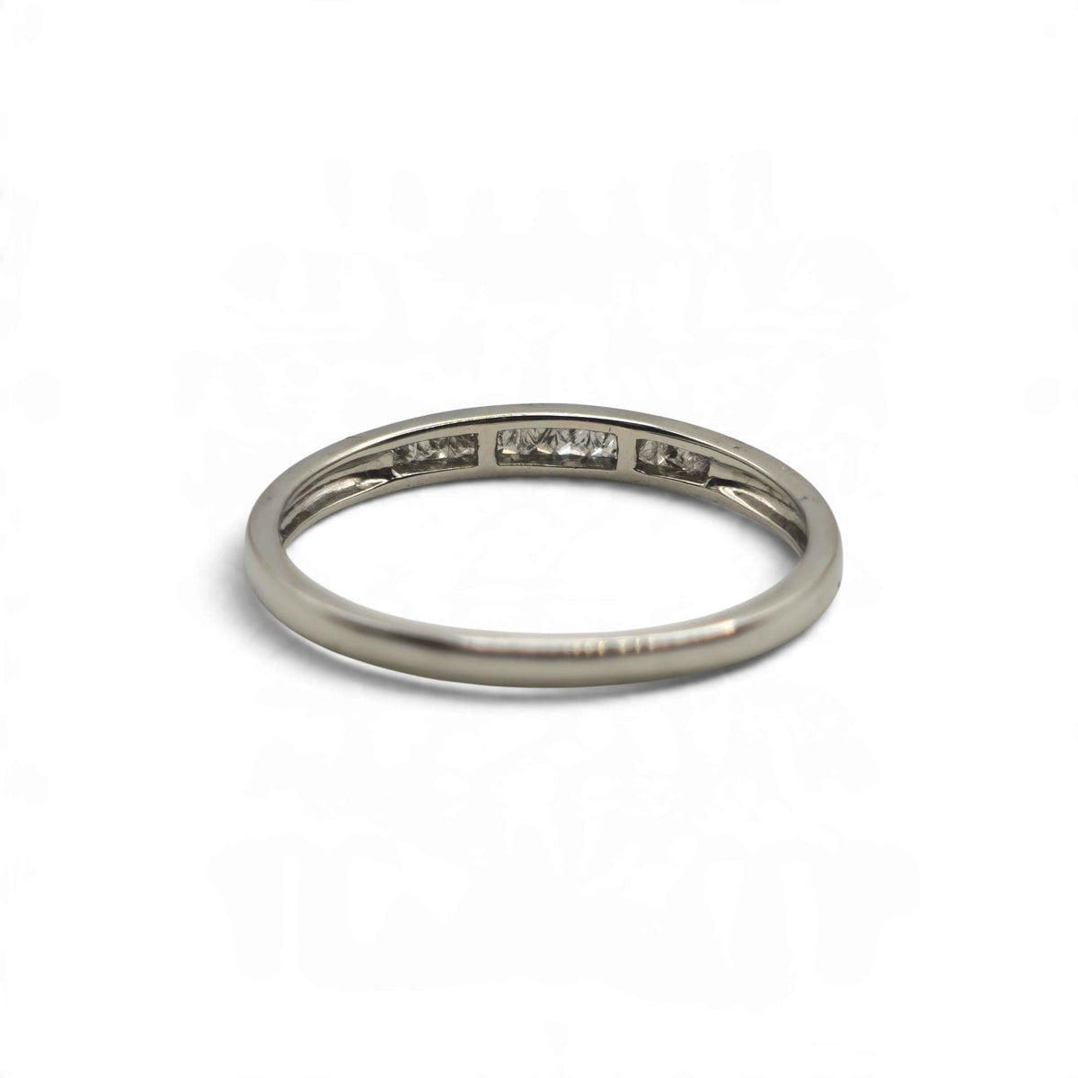 Reeves and Sons platinum half eternity ring with diamonds, sh27175b
