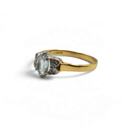 18ct yellow gold aquamarine and diamond ring  sh27553b