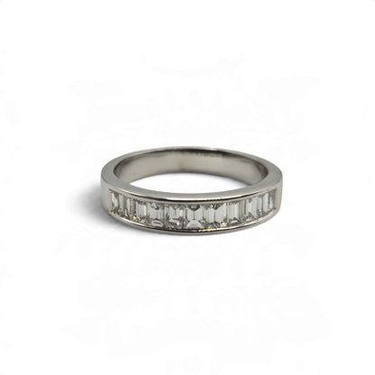 18ct white gold half eternity ring   sh27834b