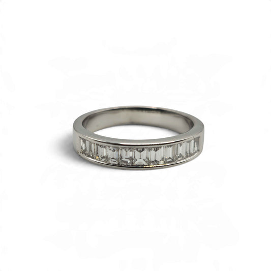 18ct white gold half eternity ring   sh27834b