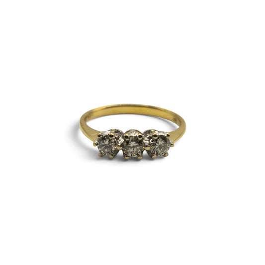 Reeves and Sons 18ct yellow gold 3 stone diamond ring with three round diamonds