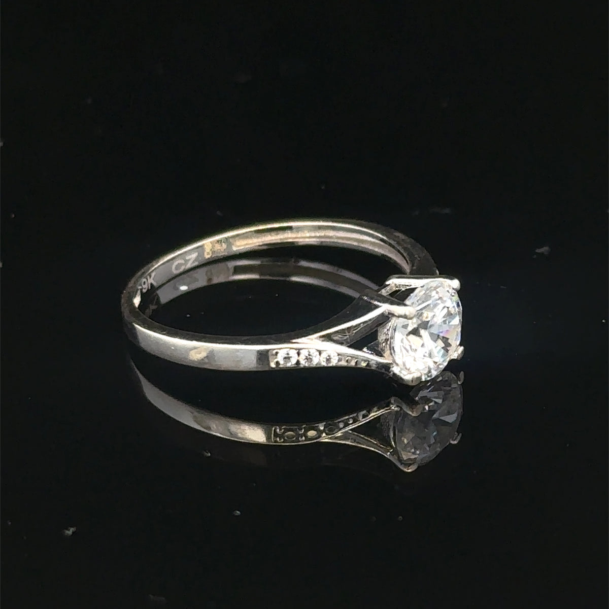 9ct white gold ring size M (sh27975b)