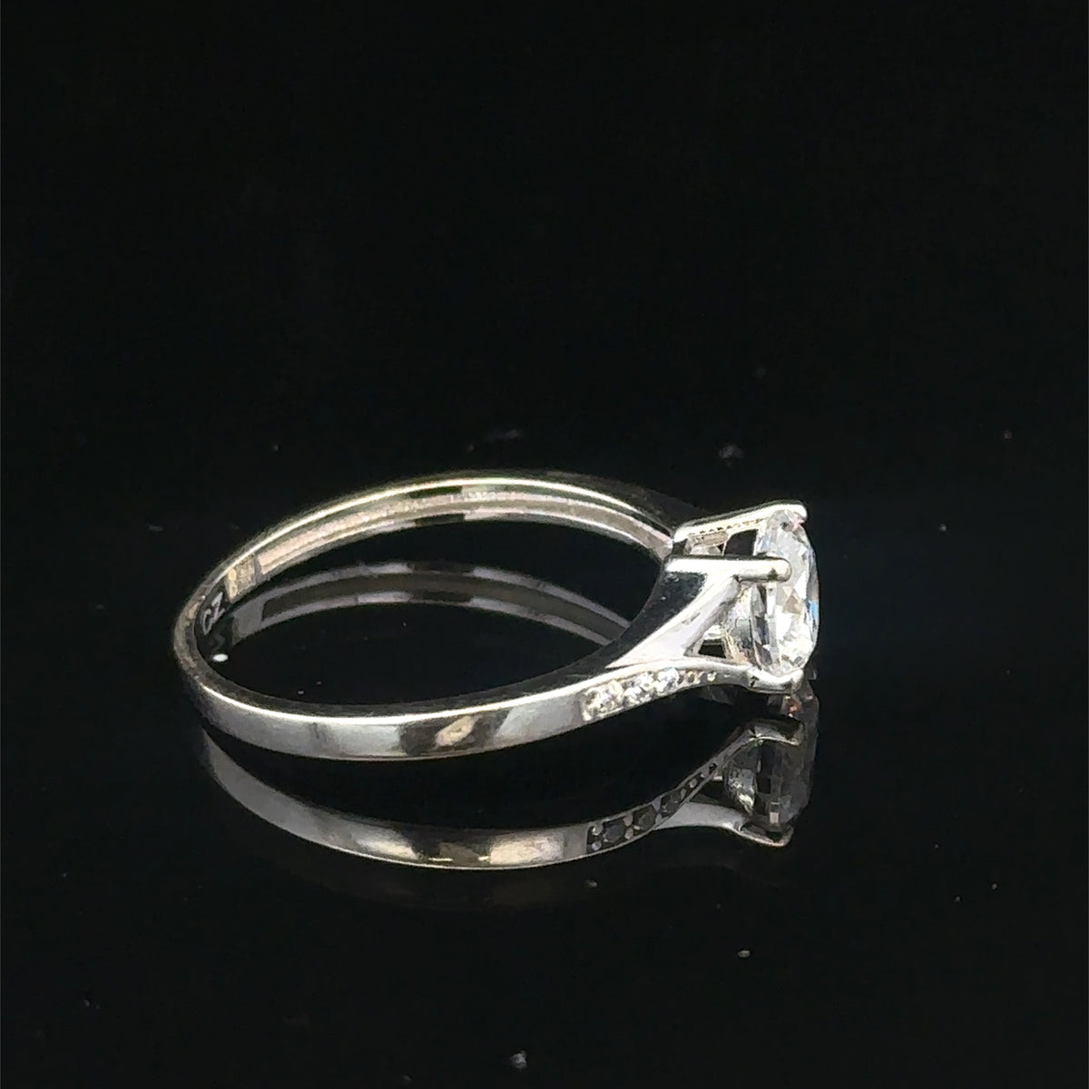 9ct white gold ring size M (sh27975b)