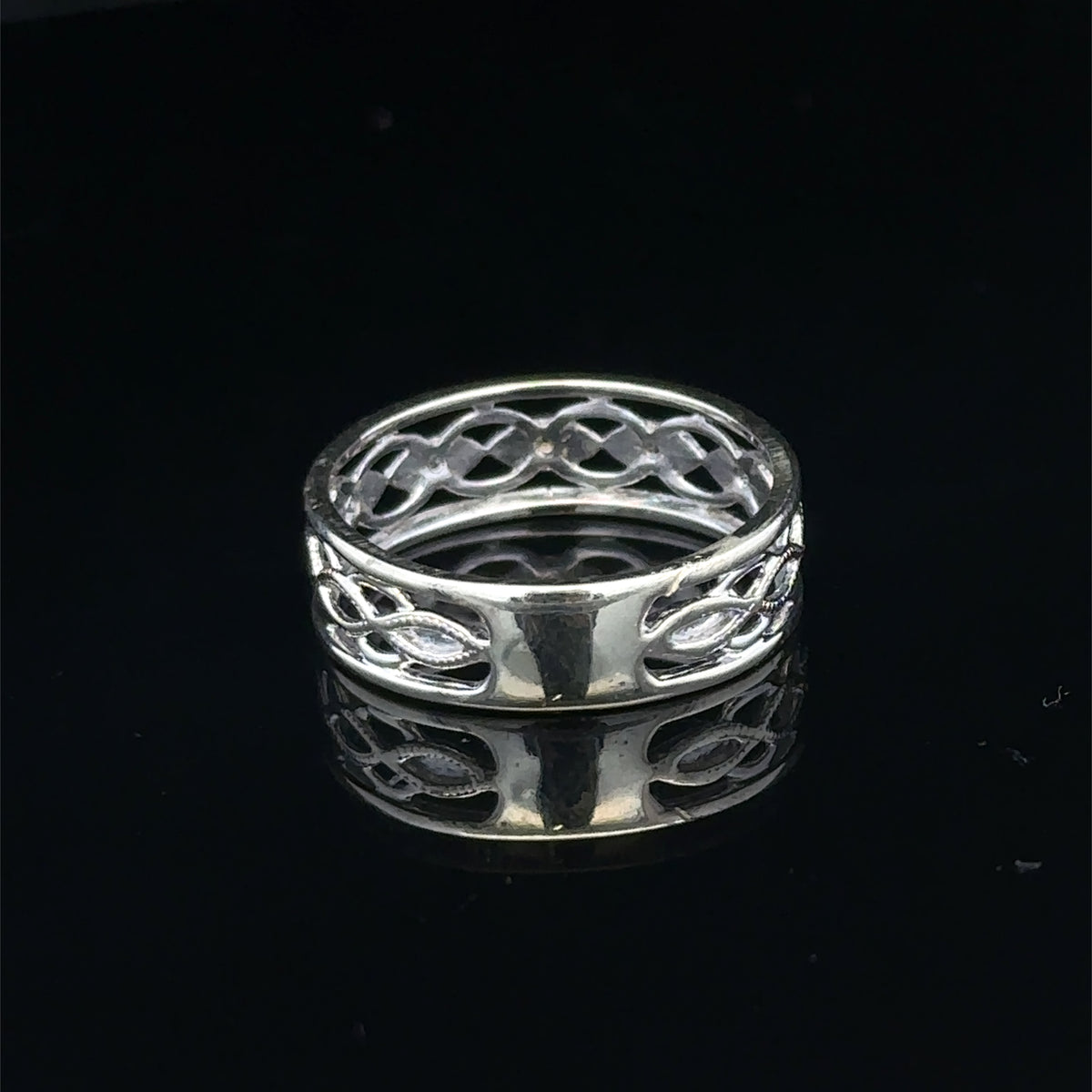 9ct white gold ring size N1/2 (sh27906b)