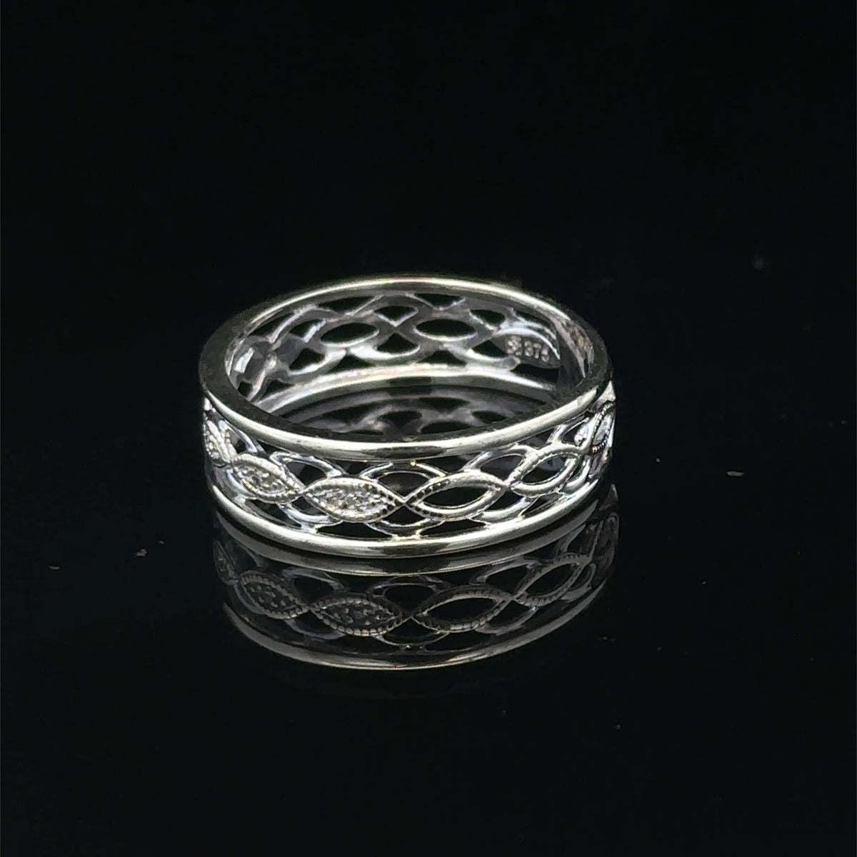 9ct white gold ring size N1/2 (sh27906b)