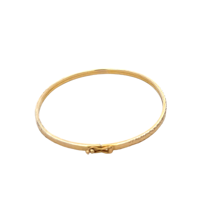 9ct yellow gold bangle 3.6g (sh25611l)