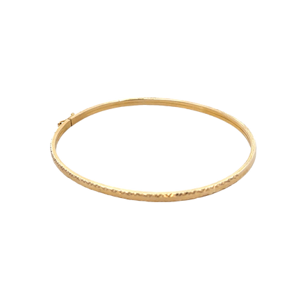 9ct yellow gold bangle 3.6g (sh25611l)
