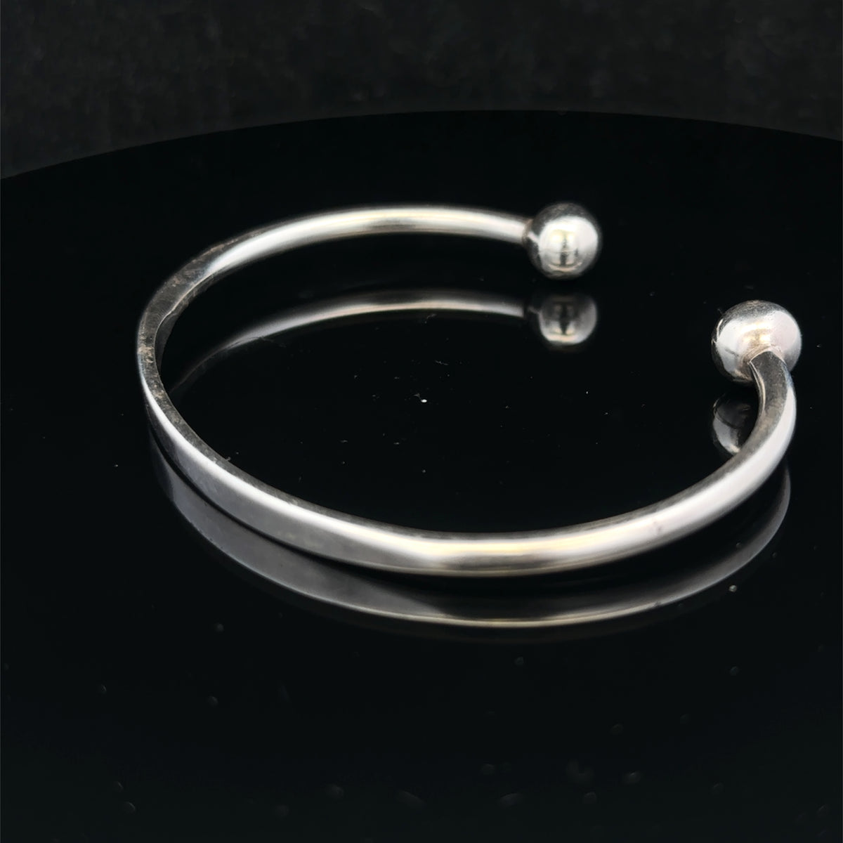 Silver torque bangle 18.7g (sh27029b)