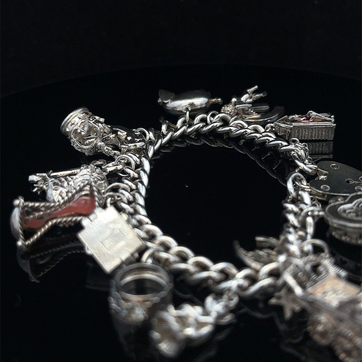 Silver charm bracelet 67.4g (sh25533l)