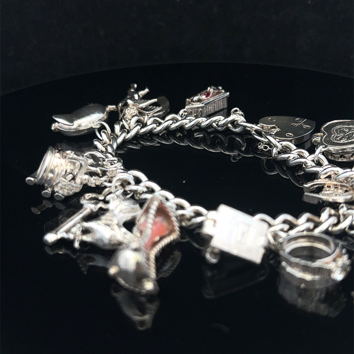 Silver charm bracelet 67.4g (sh25533l)