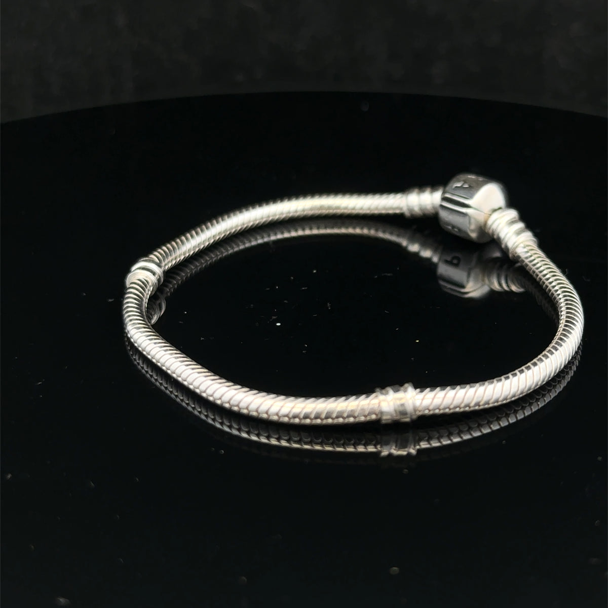 Silver pandora bracelet 13.6g (sh25271l)