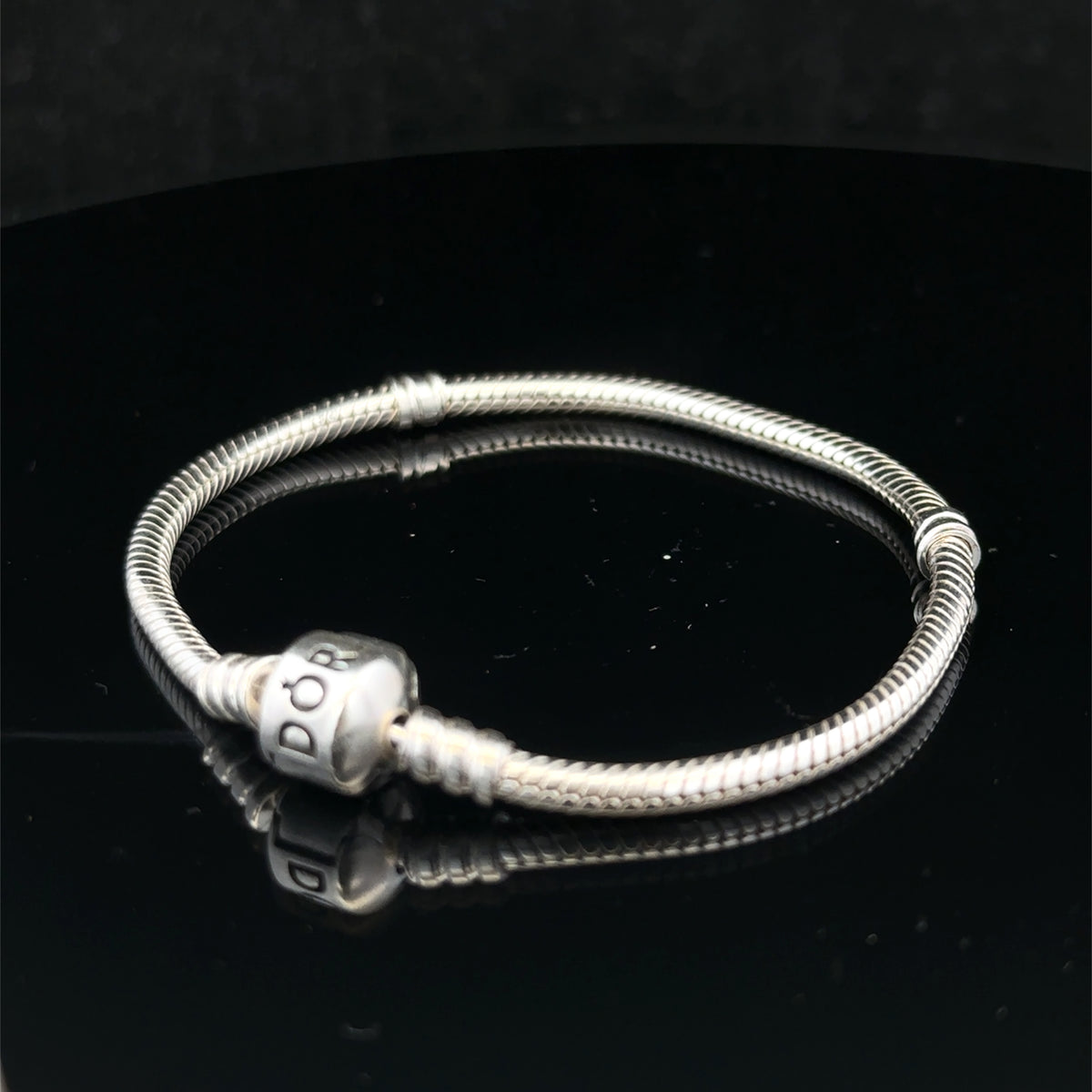 Silver pandora bracelet 13.6g (sh25271l)