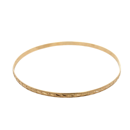 9ct yellow gold bangle by Reeves and Sons, lightweight jewelry with a smooth polished finish, weight 4.2g.
