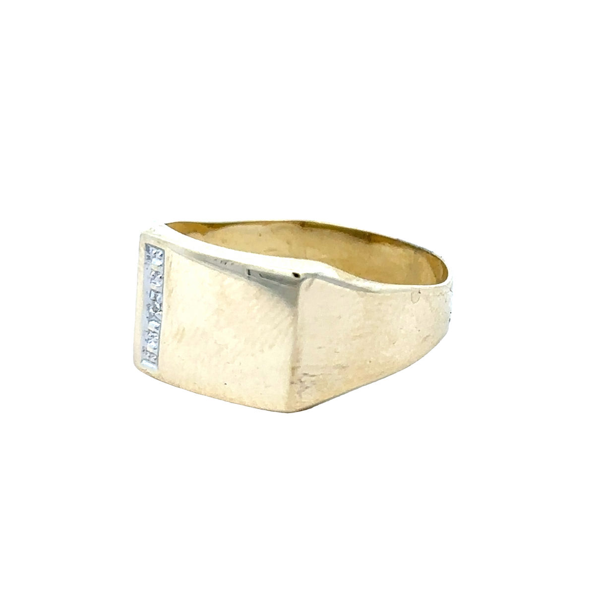9ct yellow gold signet ring in size X with engraved face, crafted by Reeves and Sons.