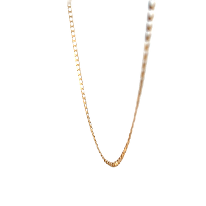 Reeves and Sons 9ct yellow gold chain, 3.6g, with detailed links, showcasing a classic jewelry design.