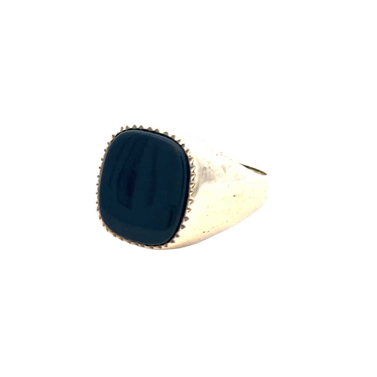 9ct yellow gold signet ring in size P with a smooth polished finish, crafted by Reeves and Sons.