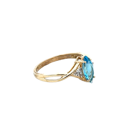 Reeves and Sons 9ct yellow gold ring, size N, polished band view