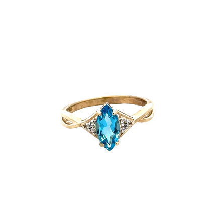 9ct yellow gold Reeves and Sons ring, size N, with a classic polished band