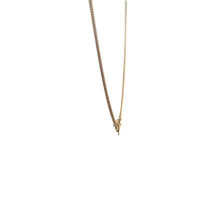 9ct yellow gold Reeves and Sons chain, 2.4g weight, displayed against a clean background