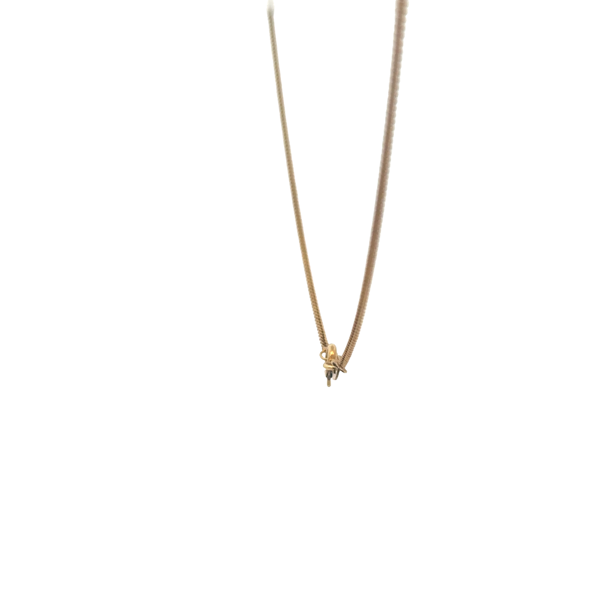9ct yellow gold Reeves and Sons chain, 2.4g, displayed on a white background