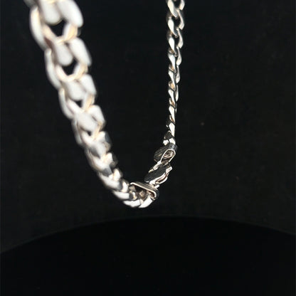 Reeves and Sons silver curb chain, 108.1g, close-up view (sh25323l)