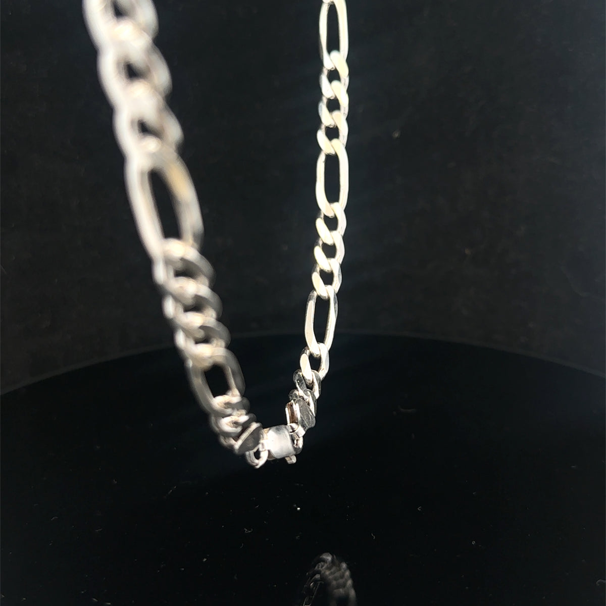 Silver figaro chain  38.1g (sh27225B)