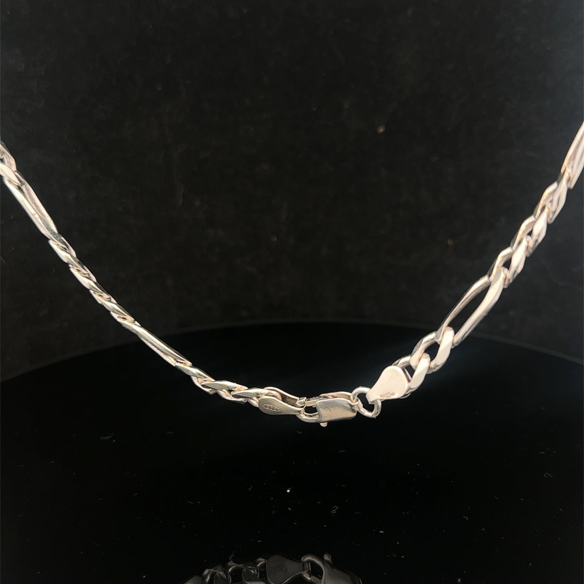 Silver figaro chain  38.1g (sh27225B)