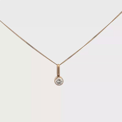 9ct yellow gold chain and diamond pendant 1.2g (bb1972b)