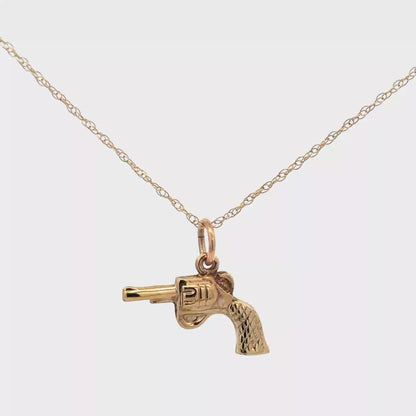 9ct yellow gold chain and gun pendant 1.9g (sh27632b)