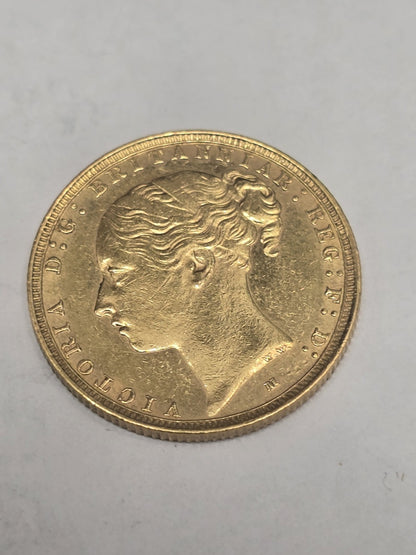 1887 Reeves and Sons Full Sovereign Coin, 8g gold coin with detailed historic design, showcasing the obverse and reverse sides.