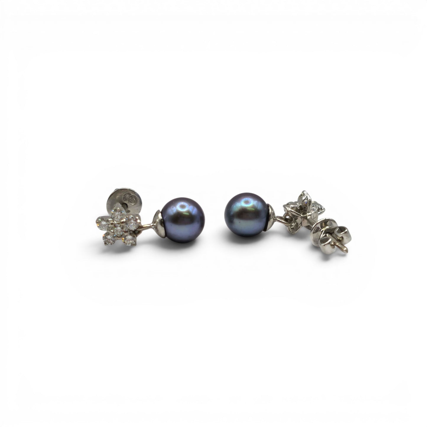 18ct white gold diamond and pearl earrings by Reeves and Sons, featuring elegant pearls and sparkling diamonds.