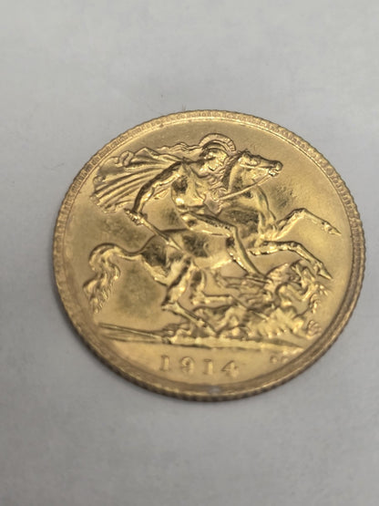 1914 Half Sovereign Coin by Reeves and Sons, showing detailed obverse and reverse designs, weighs 4g.