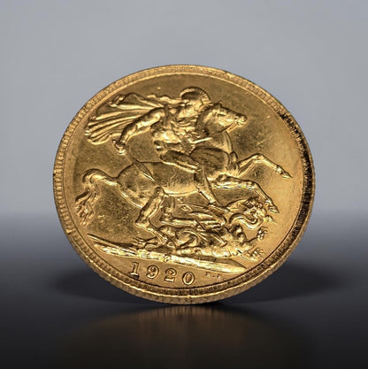 1920 full sovereign coin by Reeves and Sons, 8g gold coin with detailed sovereign design, historical currency from the United Kingdom.