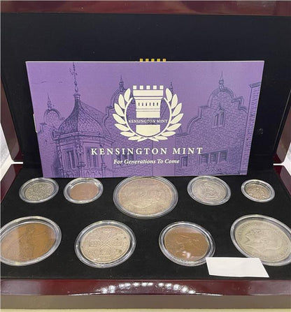 Reeves and Sons 1935 Silver Jubilee set, featuring commemorative silver items displayed on a neutral background.