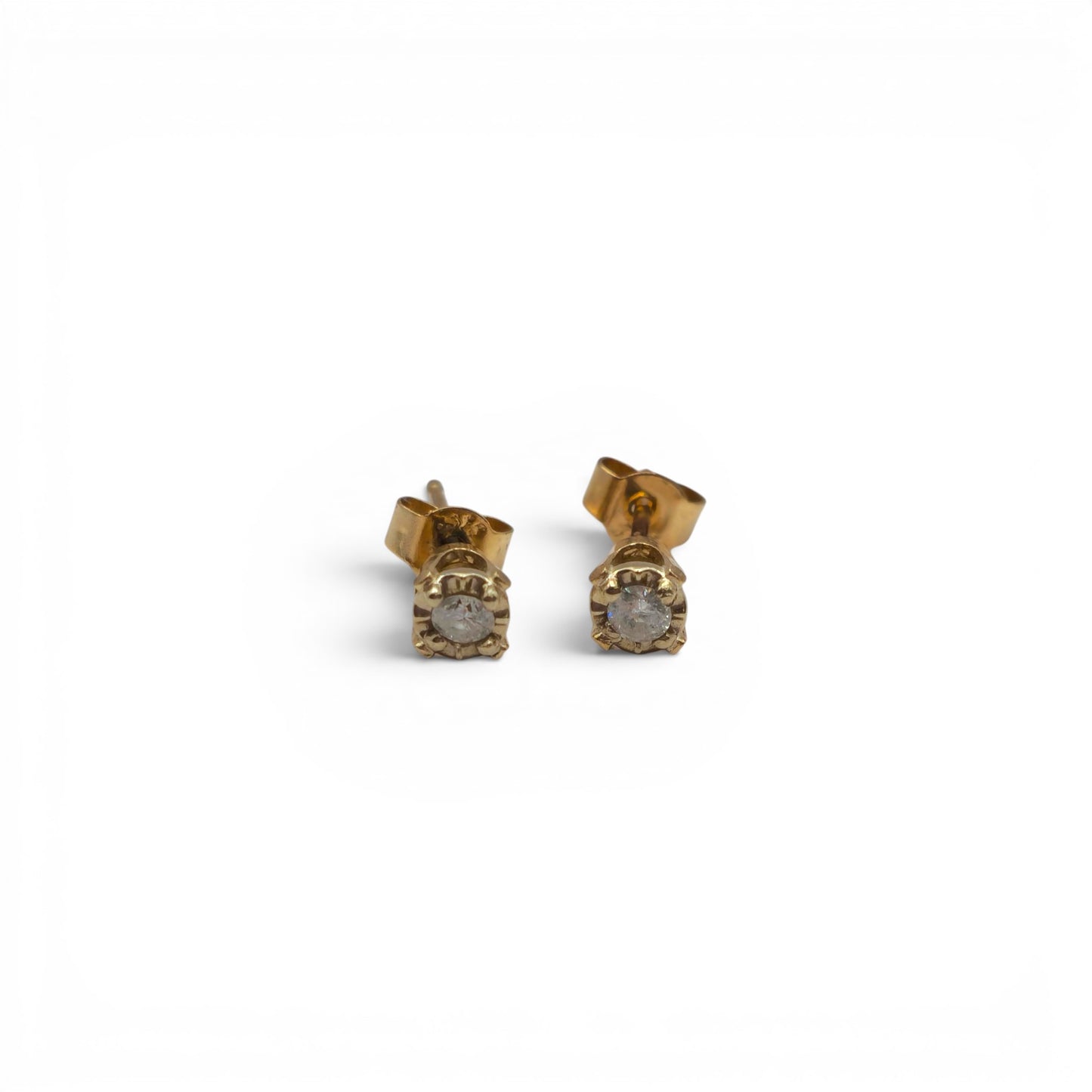 Reeves and Sons 9ct yellow gold diamond stud earrings with sparkling diamonds on classic posts.