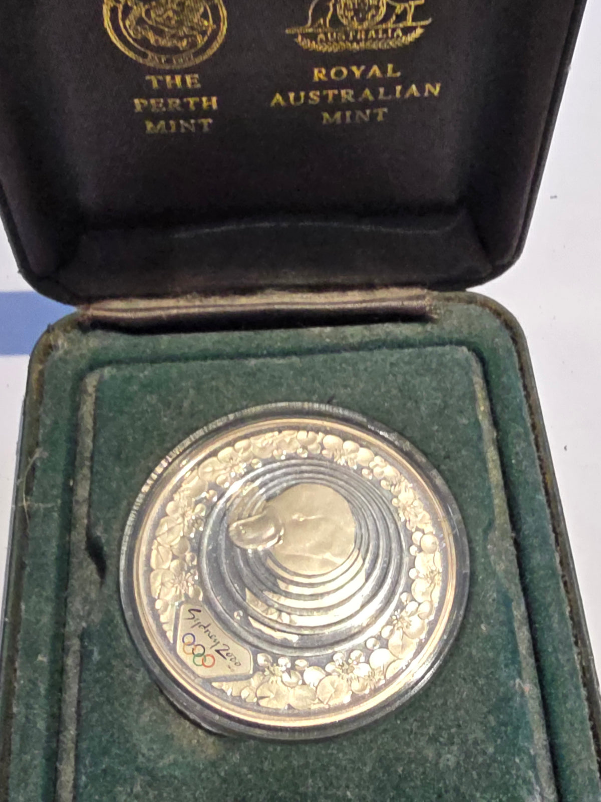 Australia 2000 Sydney Olympics "Platypus" $5 Five Dollars Silver Proof Coin (Joint Mint Issue) (sh24614l)