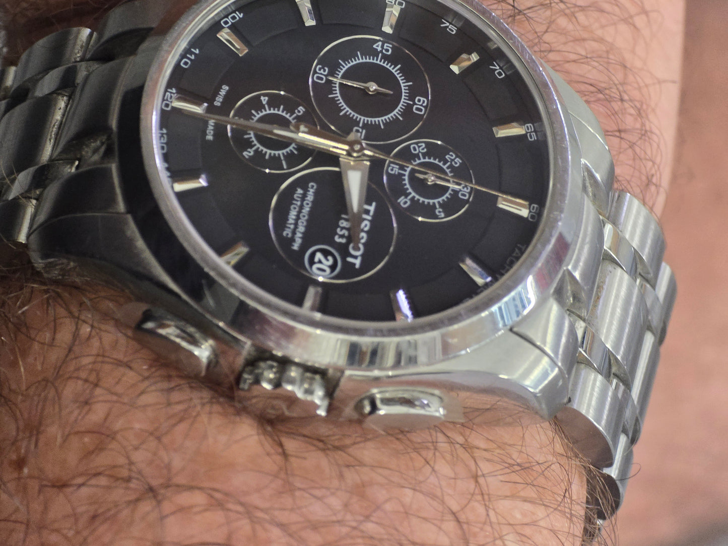 Tissot 1853 Automatic Chronograph Watch – Black Dial, Stainless Steel Bracelet (sh27380b)