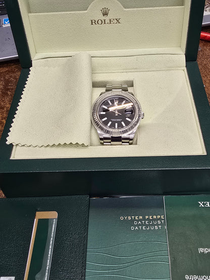 Rolex date just 41mm, model 116334, age 2014, full set