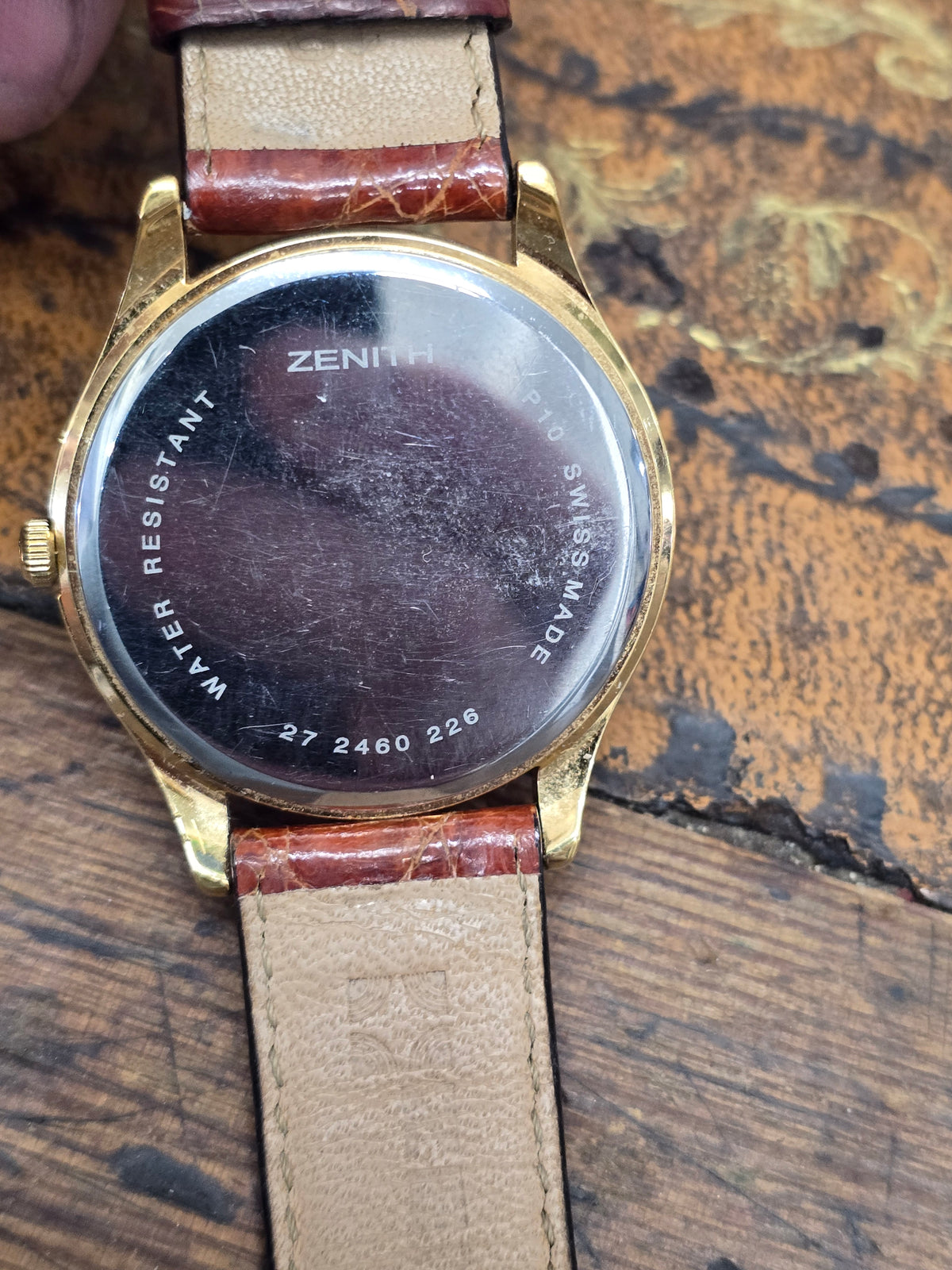Vintage Zenith Cosmopolitan Gold-Plated Men's Wristwatch – Sunburst Dial, Date
